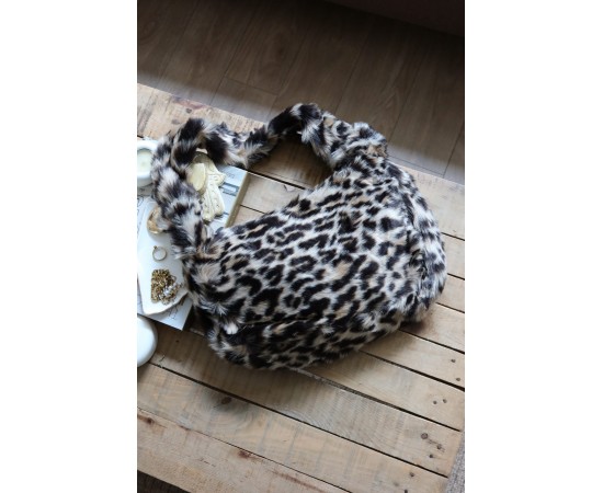 leopar  tek kulplu peluş omuz çantası