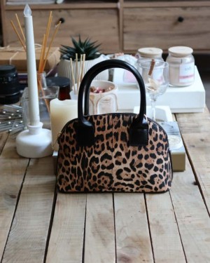 leopar çift kulplu el & omuz çantası leopar çift kulplu el & omuz çantası