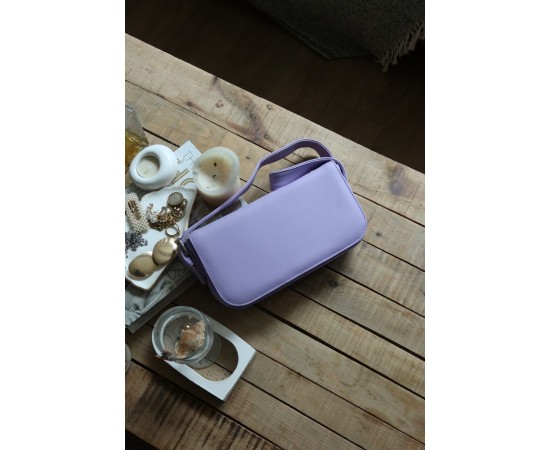lila ayarlanabilir askılı kapaklı baget çanta