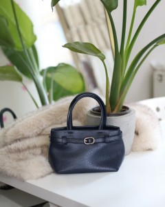 Lacivert mini boy gold toka detaylı el omuz çantası 