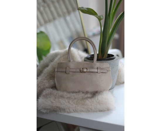 krem süet mini boy gold toka detaylı el omuz çantası 