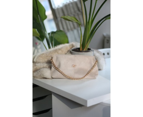krem süet zincir aksesuar detaylı el & omuz çantası 