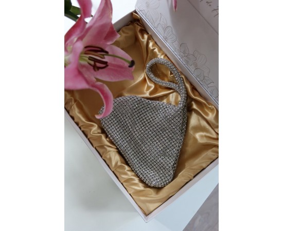 silver taşlı üçgen form abiye el çantası 