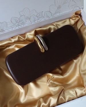 Acı kahve metal aksesuar detaylı zincirli slim abiye el omuz çantası