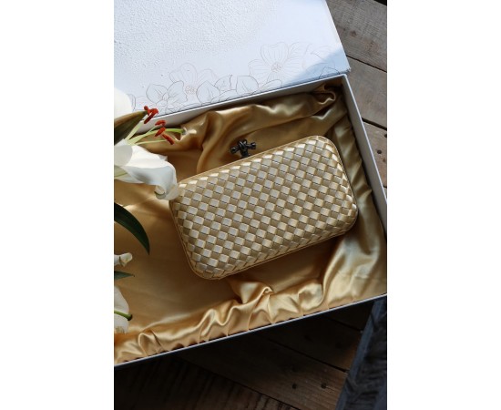  Gold Saten Standart Baklava Desenli Kasa Abiye El Çantası