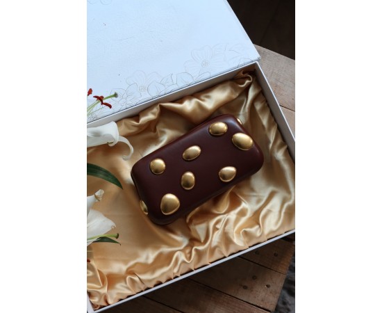 Zincir Detaylı Bordo Parlak Deri Abiye Çanta