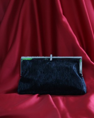 Siyah burgu dokulu kristal burslu abiye el çantası 