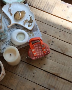 Turuncu zımbalı mini maskot bozuk para cüzdanı 