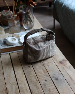 vizon zımbalı klips detaylı el omuz çantası