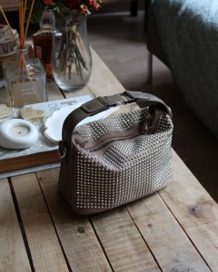 vizon zımbalı klips detaylı el omuz çantası