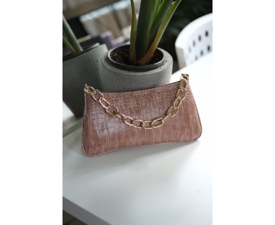 yavruağzı kroko zincir aksesuarlı slim el çantası 