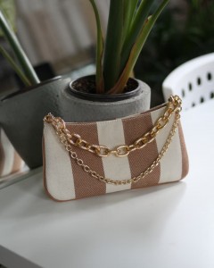 keten karamel  zincir aksesuarlı slim el çantası 