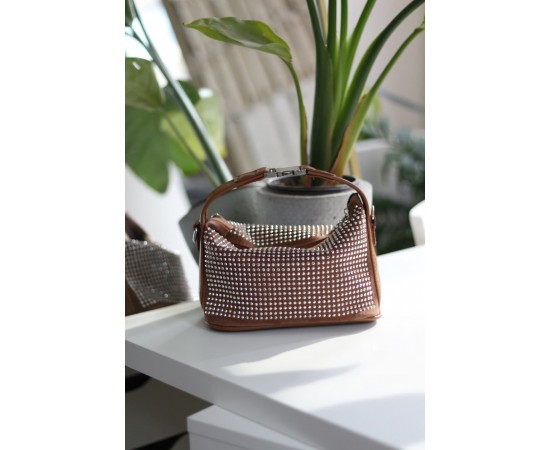 Taba zımbalı klips detaylı el omuz çantası