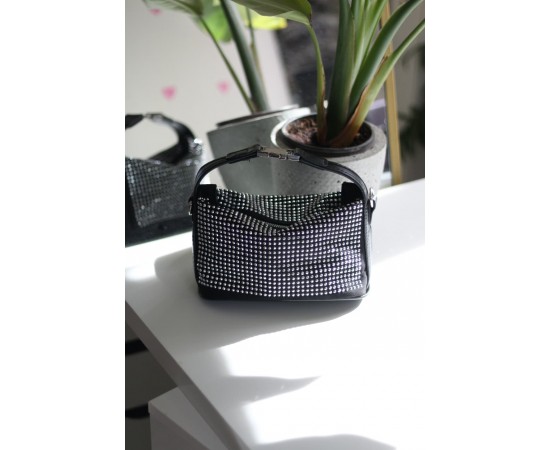 Siyah gümüş zımbalı klips detaylı el omuz çantası