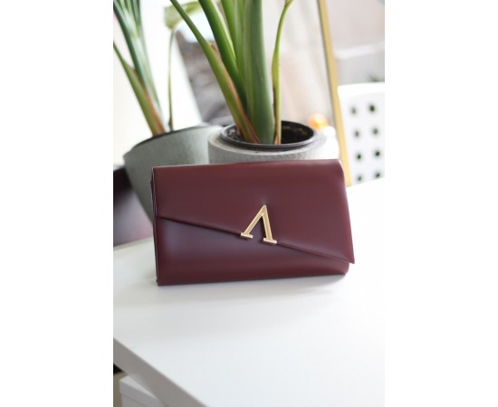 Bordo V Aksesuarlı Zincirli Omuz Çantası