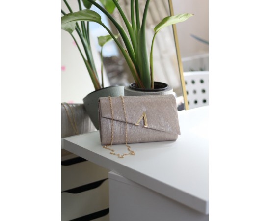  Gold Lazer Kesim V Aksesuarlı Zincirli Omuz Çantası