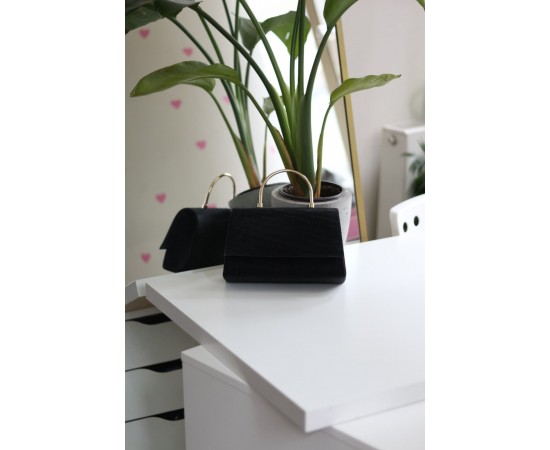 Siyah Dokulu Metal Sap Detaylı El & Omuz Çantası