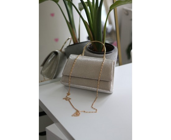  Gold Yılan Derisi Desenli Metal Sap Detaylı El Omuz Çantası