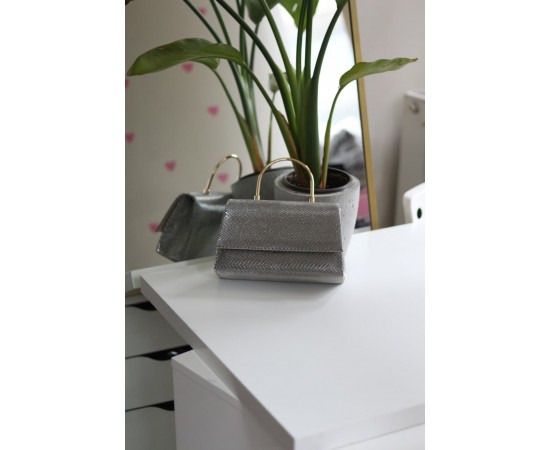 Platin Yılan Derisi Desenli Metal Sap Detaylı El Omuz Çantası