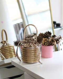 Kadın Gold Özel Form Çapraz Taş İşleme Abiye Çanta