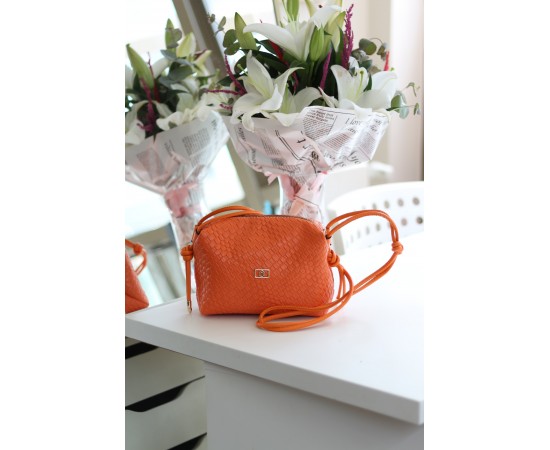 Kadın Turuncu Baklava Desenli İnce Düğüm Askılı Omuz Çantası