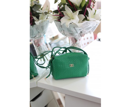 Kadın Yeşil Baklava Desenli İnce Düğüm Askılı Omuz Çantası