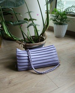 Lila Pilili Askı Detay Portföy Çanta