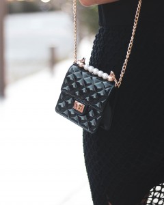 Pearl Siyah Silikon İncili Omuz Çantası Pearl Siyah Silikon İncili Omuz Çantası