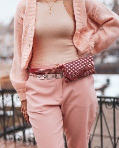 Kırmızı Zımba Detaylı Bel Çantası