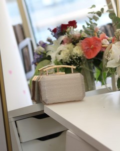 Kadın Gold Metal Tutma Sap Detaylı Çizgi Doku Abiye Çanta