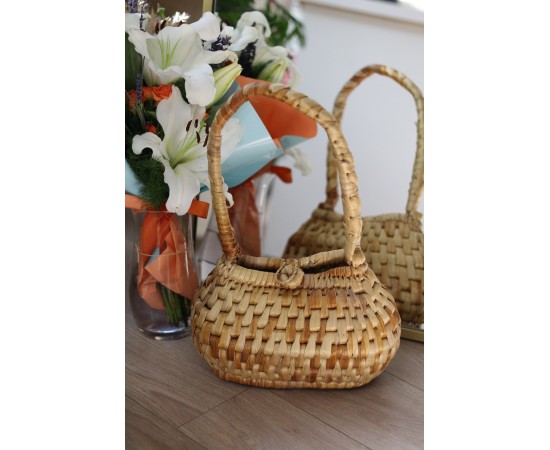 Kadın Sepet Görünümlü Hasır Dekoratif Çanta Kadın Sepet Görünümlü Hasır Dekoratif Çanta