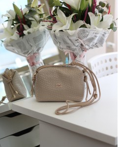 Kadın Vizon Baklava Desenli İnce Düğüm Askılı Omuz Çantası