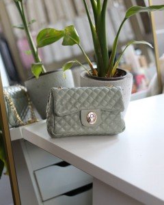 Kadın Mint Yeşili Zincirli Kapitone Çanta Kadın Mint Yeşili Zincirli Kapitone Çanta