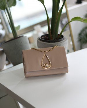 Kadın Nude Damla Aksesuarlı Omuz Çantası Kadın Nude Damla Aksesuarlı Omuz Çantası