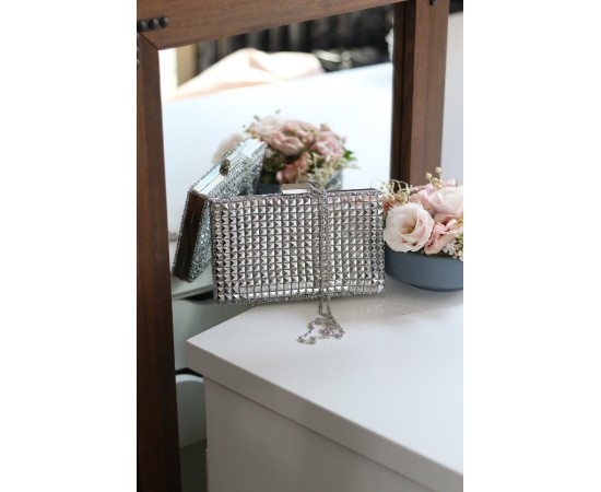 Kadın Gümüş Taş Detaylı Desenli Abiye Çanta