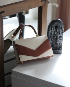 Krem Taba Zarf Tutma Saplı Omuz Çantası