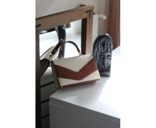 Krem Taba Zarf Tutma Saplı Omuz Çantası Krem Taba Zarf Tutma Saplı Omuz Çantası