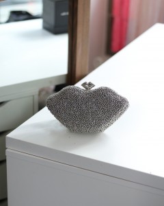 Kadın Gümüş Boncuk Detaylı Abiye Çanta