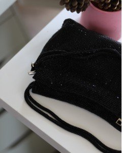 Kadın Siyah Çift Kulp Tutmalı Taş İşleme Abiye Çanta Kadın Siyah Çift Kulp Tutmalı Taş İşleme Abiye Çanta