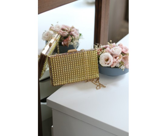 Kadın Gold Taş Detaylı Desenli Abiye Çanta Kadın Gold Taş Detaylı Desenli Abiye Çanta