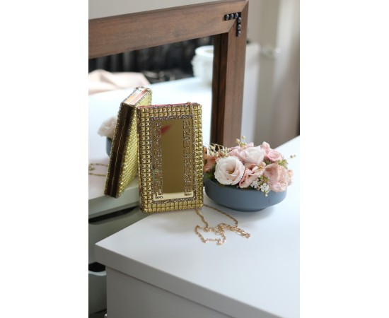 Kadın Gold Taş Detaylı Desenli Abiye Çanta Kadın Gold Taş Detaylı Desenli Abiye Çanta