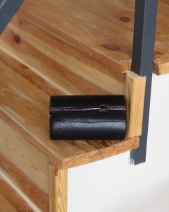  Kadın Siyah Taş Detaylı Abiye Zincirli Çanta