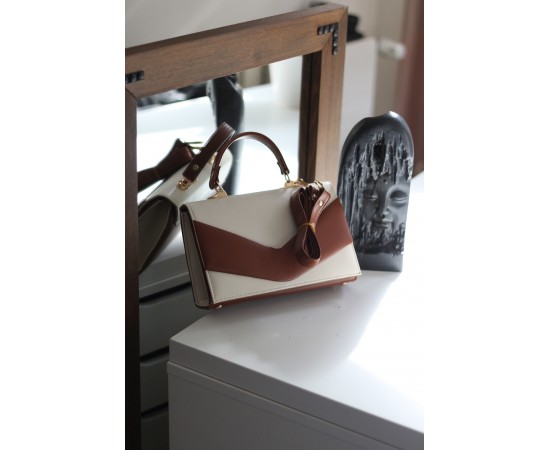 Krem Taba Zarf Tutma Saplı Omuz Çantası Krem Taba Zarf Tutma Saplı Omuz Çantası