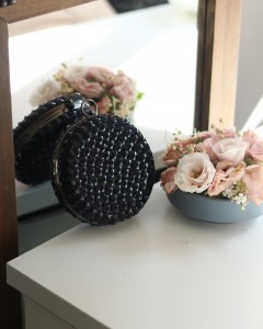 Siyah Yuvarlak Sivri Uçlu Metal Abiye Çanta