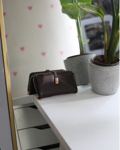 Kadın Acı Kahve Gold Aksesuar Düğme Detaylı Cüzdan