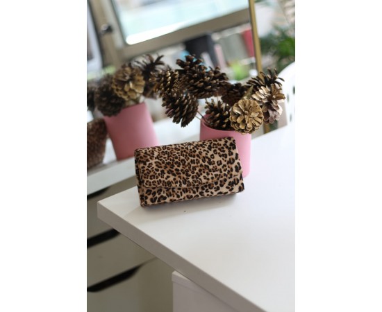 Kadın Leopar Desenli Mini Kutu Omuz Çantası Kadın Leopar Desenli Mini Kutu Omuz Çantası