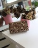 Kadın Leopar Desenli Mini Kutu Omuz Çantası Kadın Leopar Desenli Mini Kutu Omuz Çantası