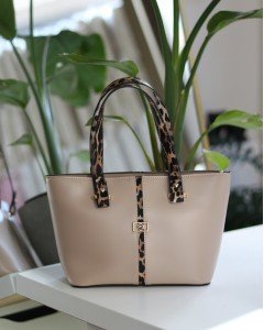 Kadın Krem Leopar Şerit Desenli Askılı El Omuz Çantası