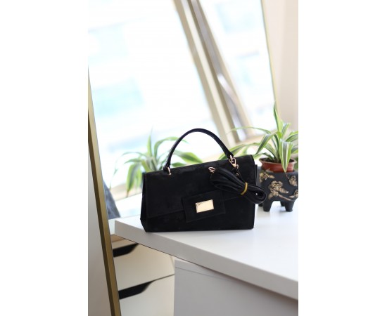 Kadın Siyah Yamuk Form Gold Toka Detaylı Omuz Çantası