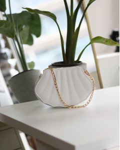 Kadın Beyaz İstiridye Kalıp Zincirli El Omuz Çantası